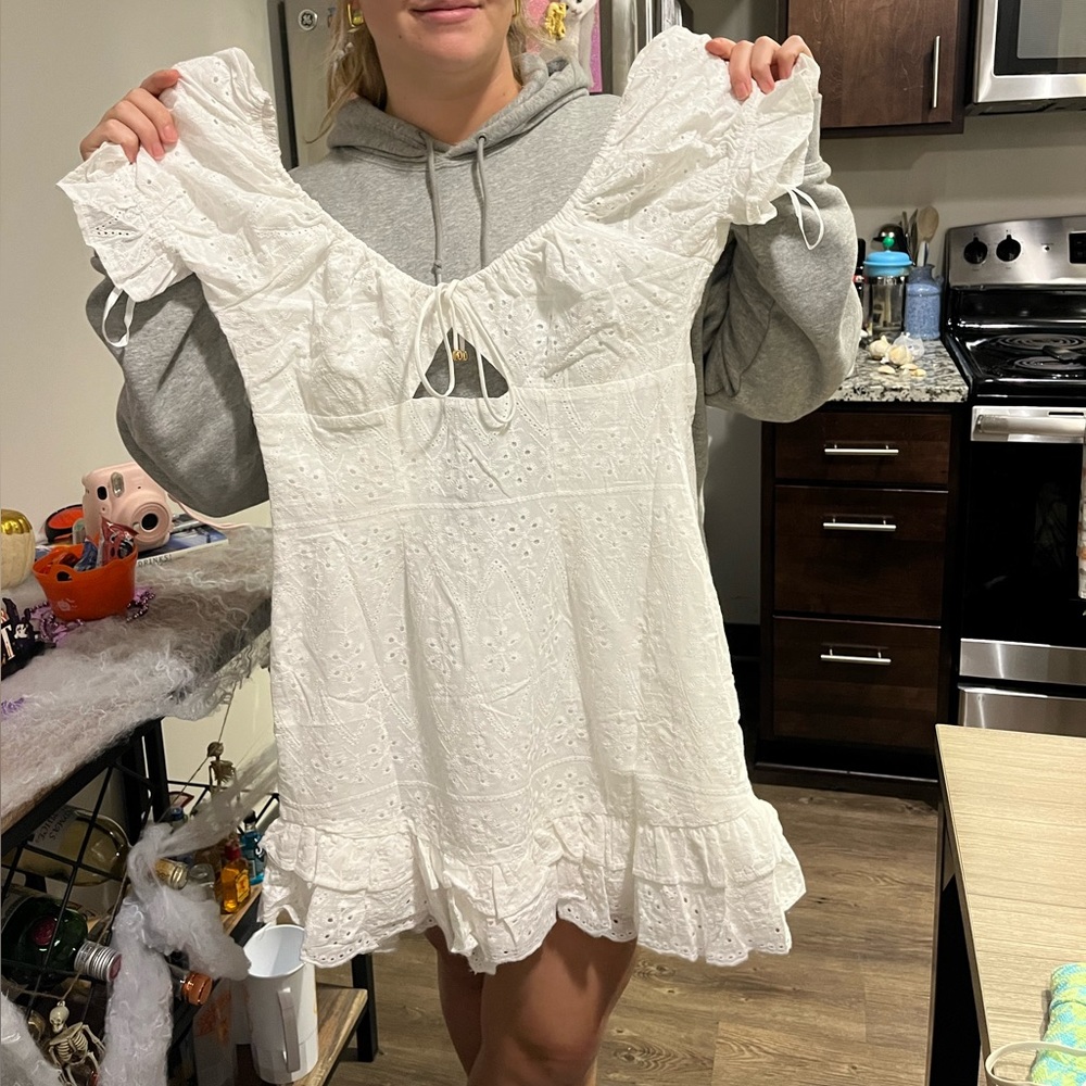 Selfie Leslie Dress